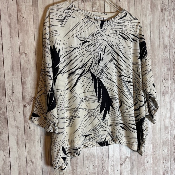 Masai Copenhagen Botanical Bird Print Oversized Viscose Blouse - Picture 2 of 7